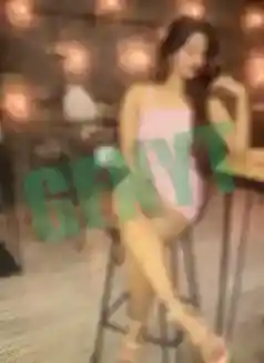 Romance And Sensational Love With Young Beautiful Call Girl